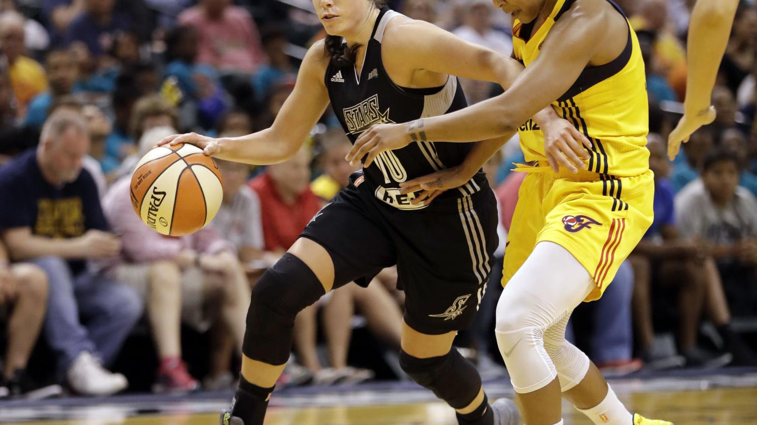 Hoops star Kelsey Plum inspired Arizona Wildcats — and wore the colors — during her time in Tucson